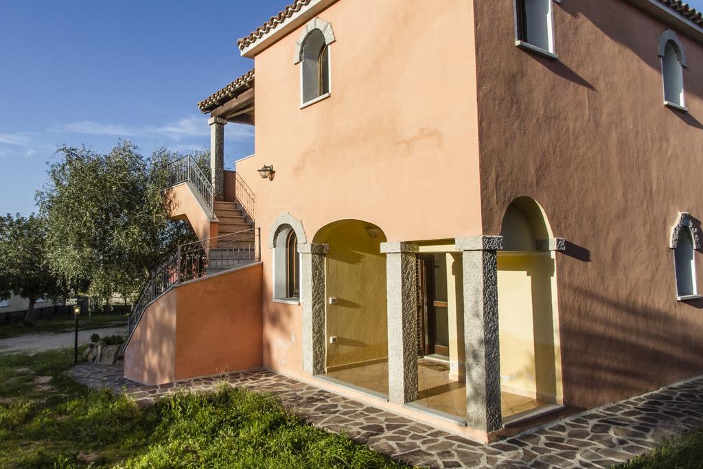 I Mari Di Gallura Apartment San Teodoro  Exterior photo